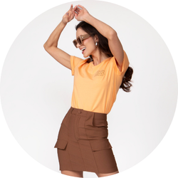 01 t shirt feminina com estampa laranja