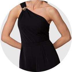 01 macacao feminino uma alca preto