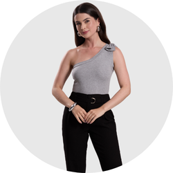 01 blusa feminina assimetrica laco cinza