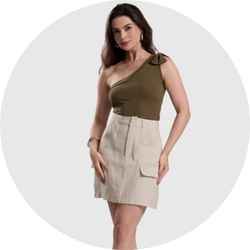 01 blusa feminina assimetrica laco verde