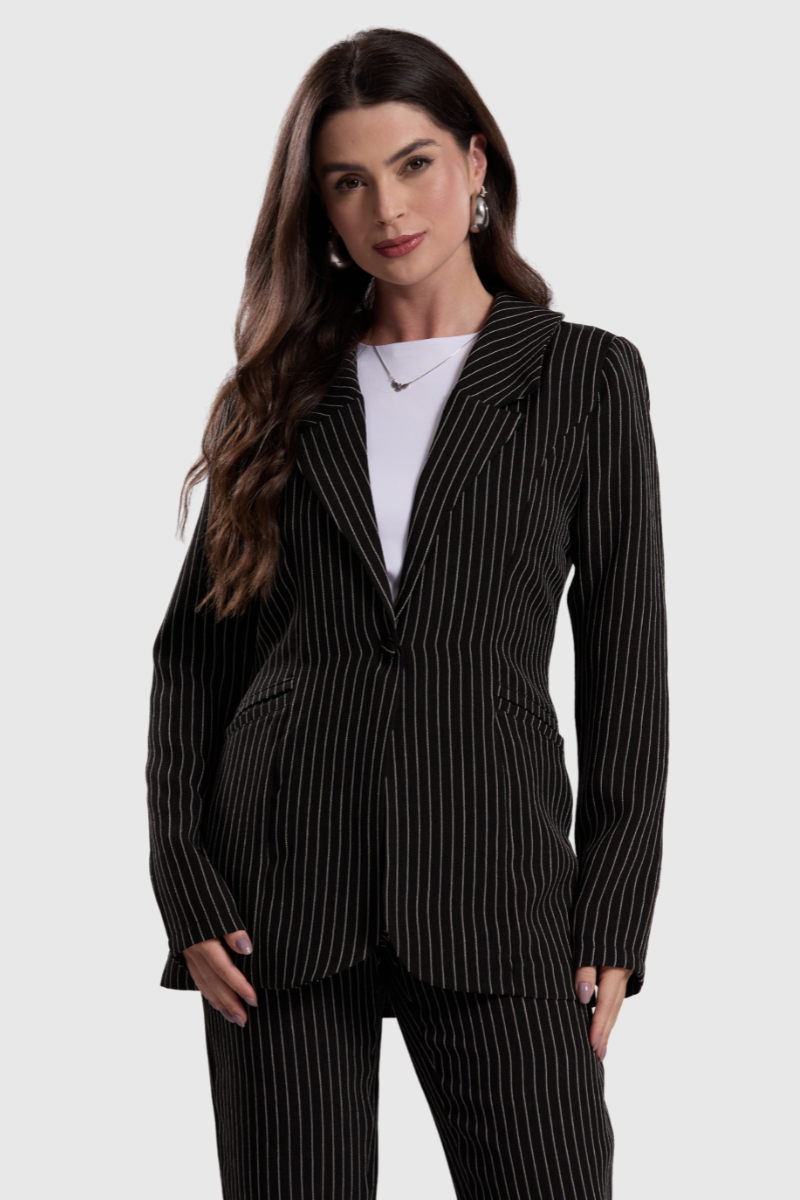 Blazer Feminino Risca de Giz Preto
